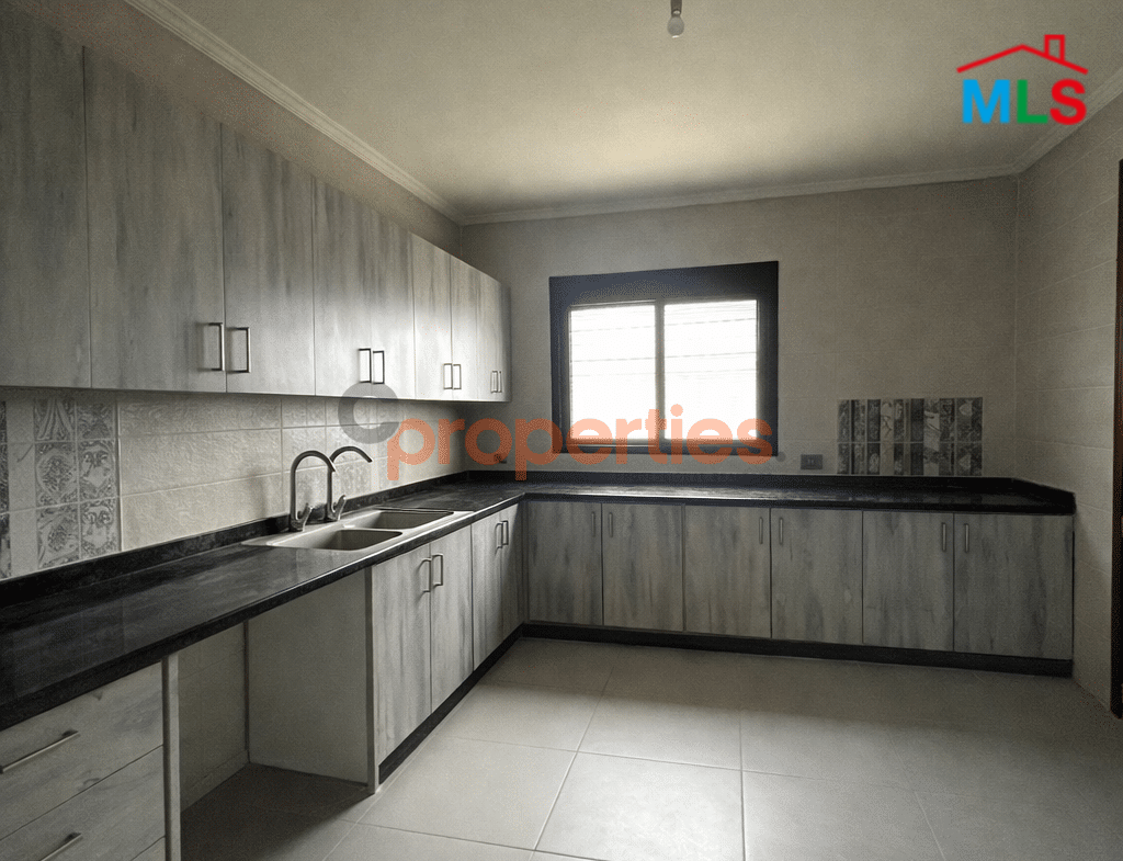 Apartment For Sale in Blat with Terrace – CPJTA10
