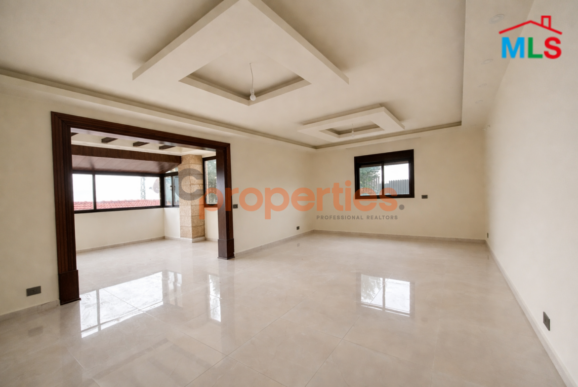 Apartment For Sale in Blat with Terrace – CPJTA10