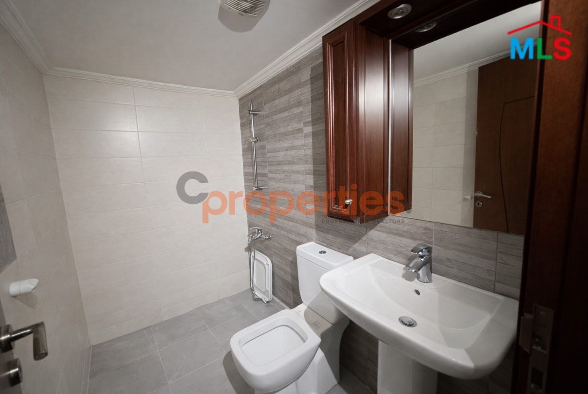 Apartment For Sale in Blat with Terrace – CPJTA10