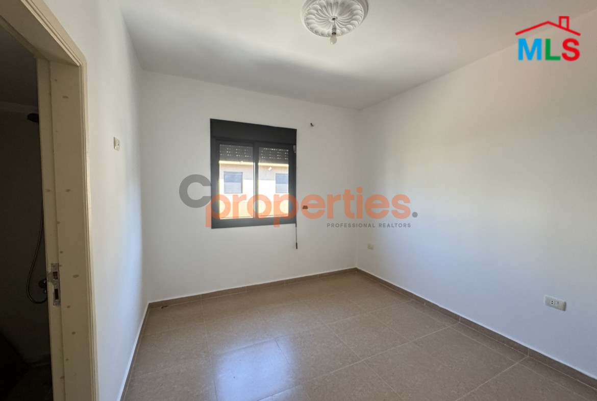 Apartment For Sale in Halat – CPES263
