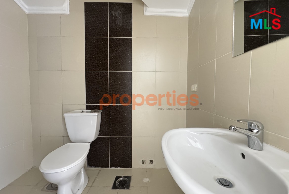 Apartment For Sale in Halat – CPES263