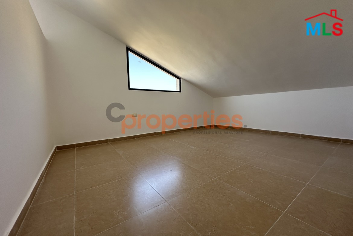 Apartment For Sale in Halat – CPES263
