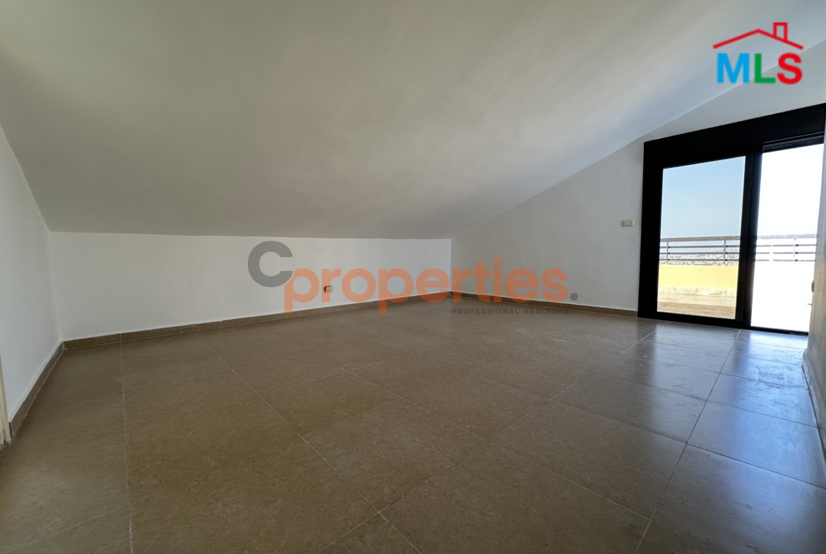 Apartment For Sale in Halat – CPES263