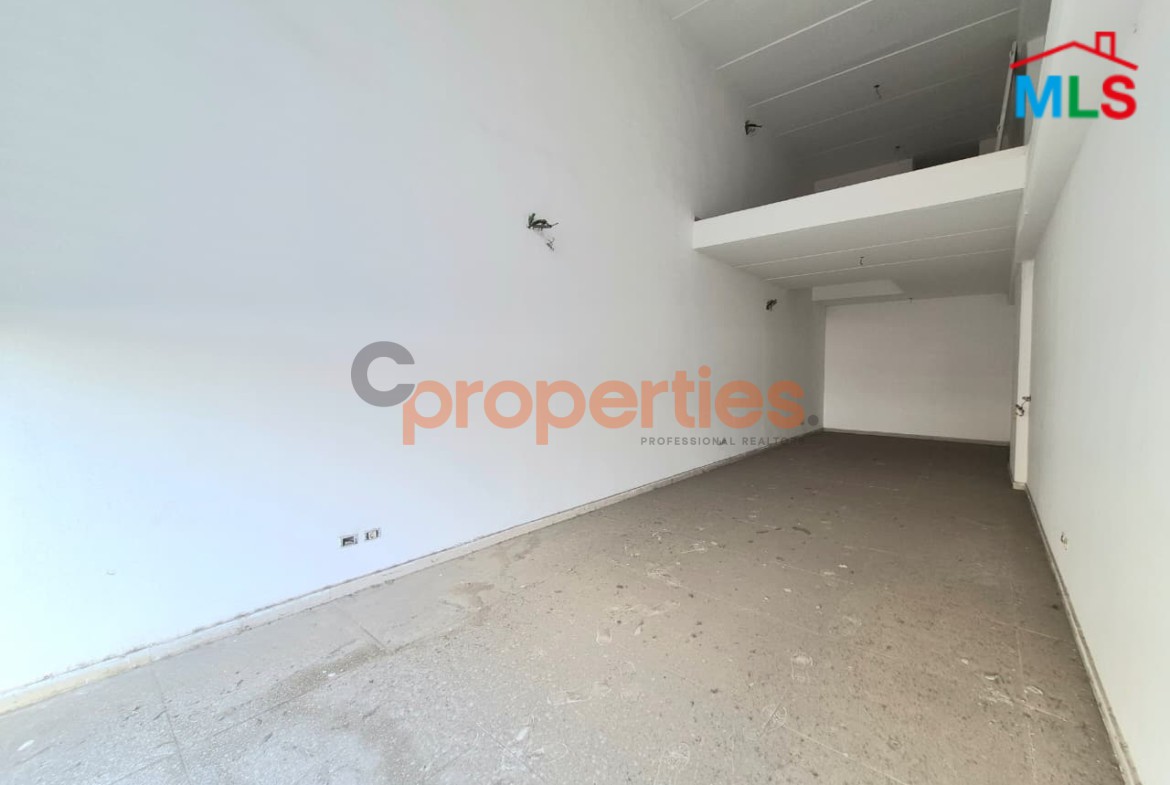 Shop For Sale In Antelias – CPRDM239