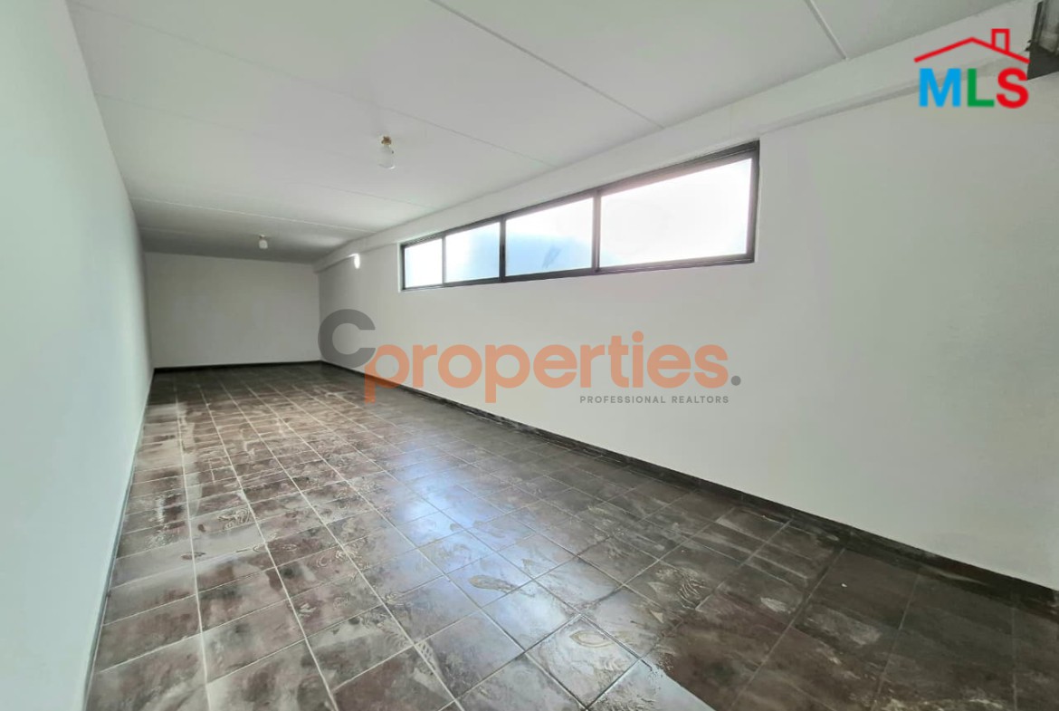 Shop For Sale In Antelias – CPRDM239