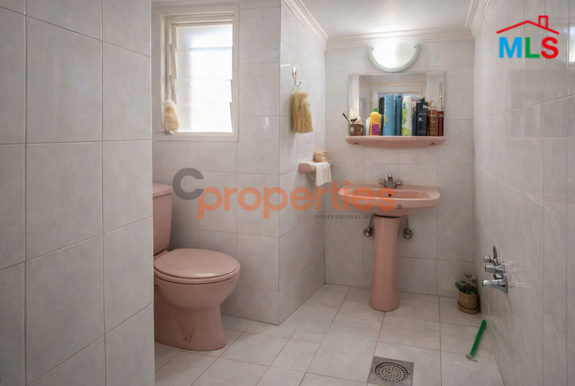 Apartment for Sale in Ain El Rihane – CPKLK91