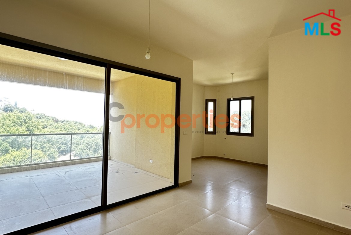 Apartment For Sale in Amchit – CPKCC69