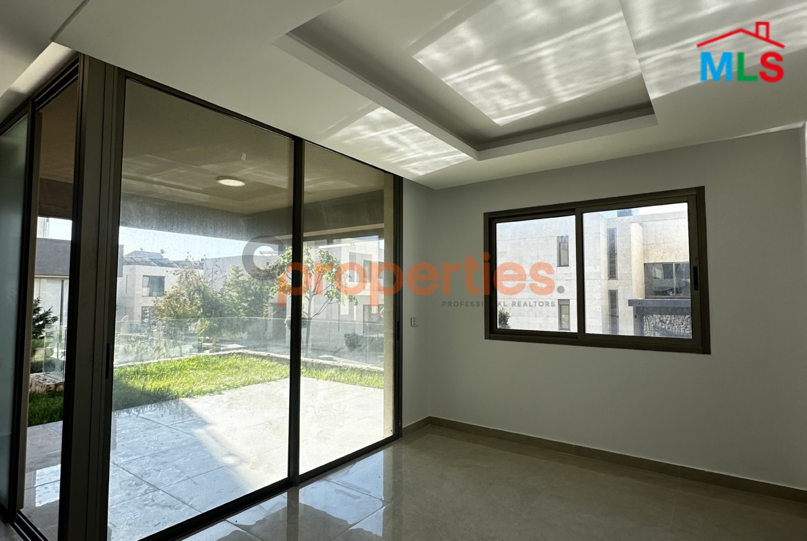 Apartment For Sale in Amchit – CPKCC63