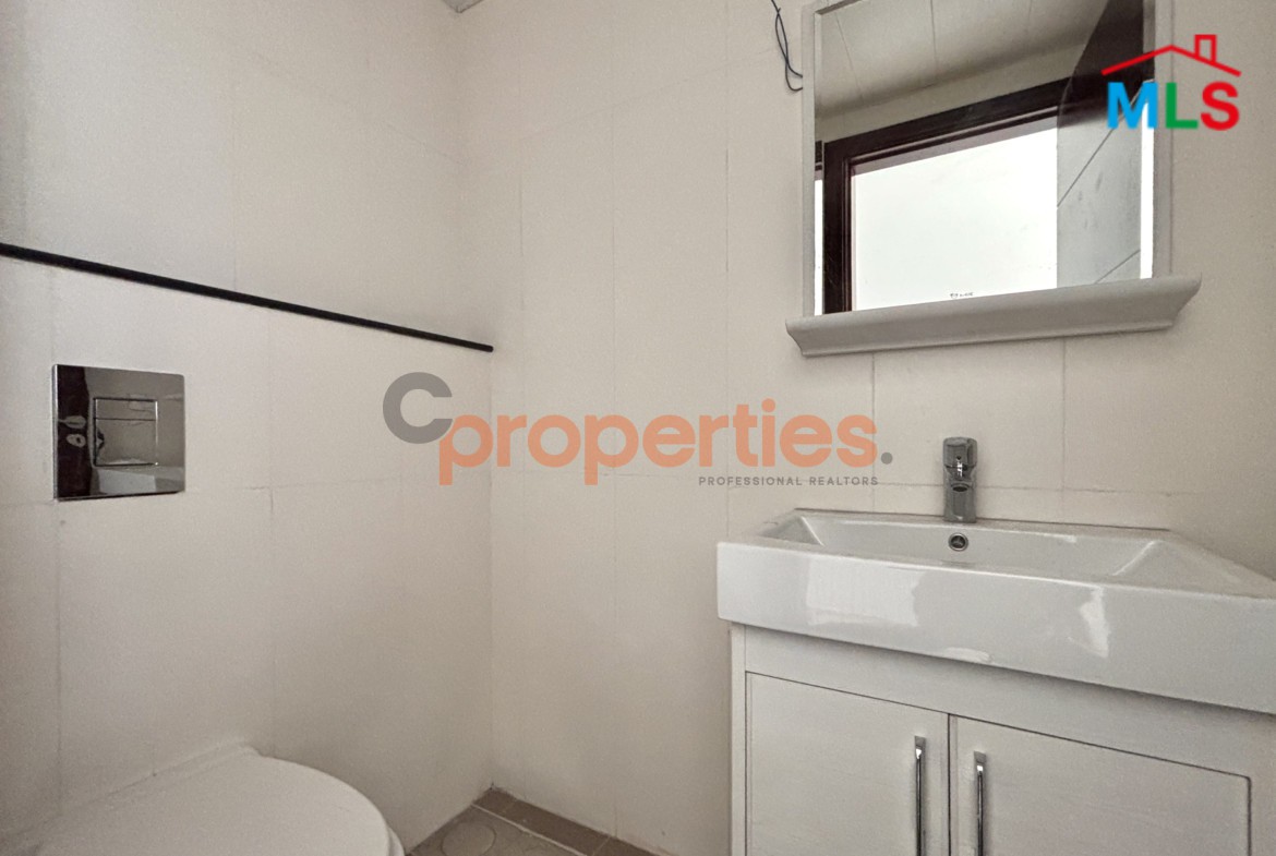 Apartment for sale in Bsalim with balcony – CPRA126