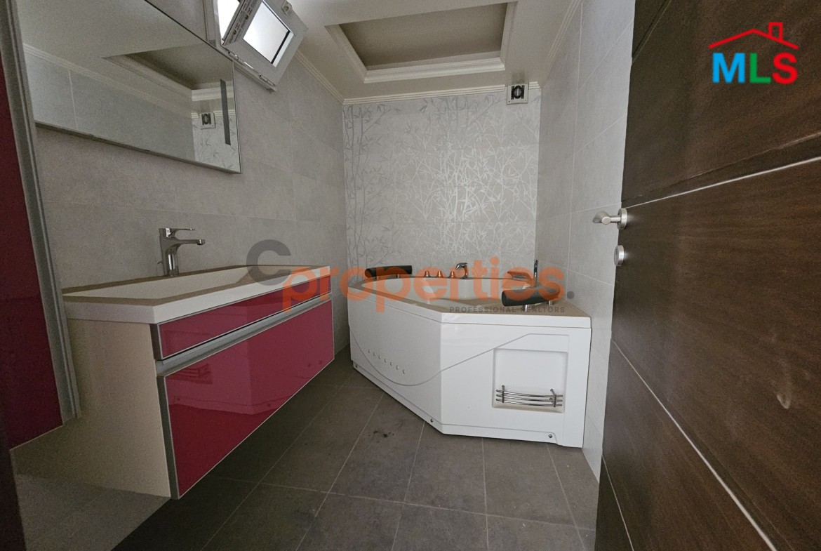 Apartment For Sale In Achrafieh – CPBMH08