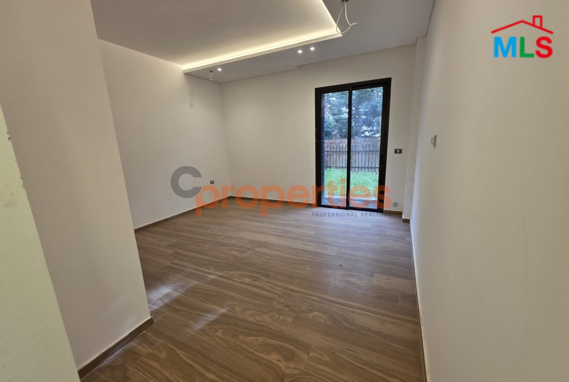 Apartment with Terrace & Garden For Sale in Baabdat – CPSK86