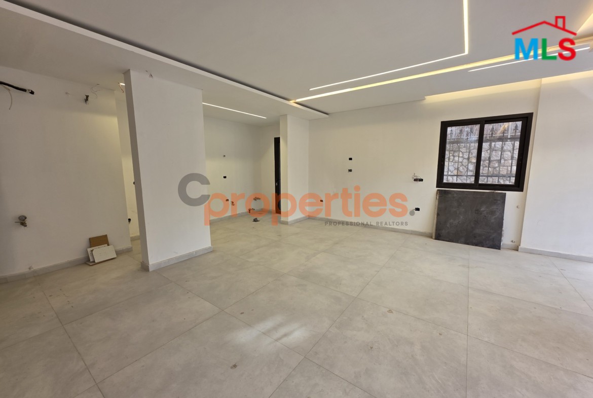 Apartment with Terrace For Sale in Baabdat – CPSK85