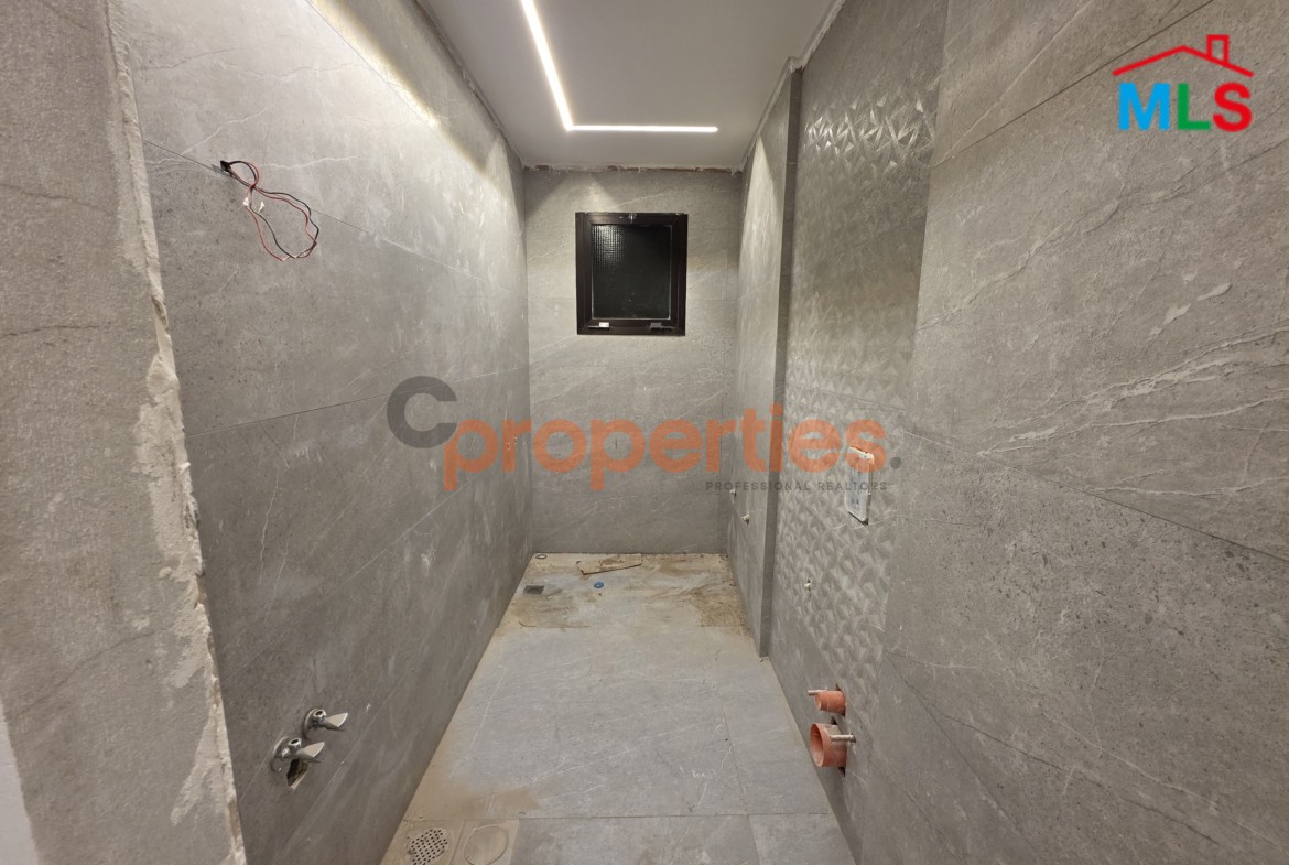 Apartment with Terrace For Sale in Baabdat – CPSK85