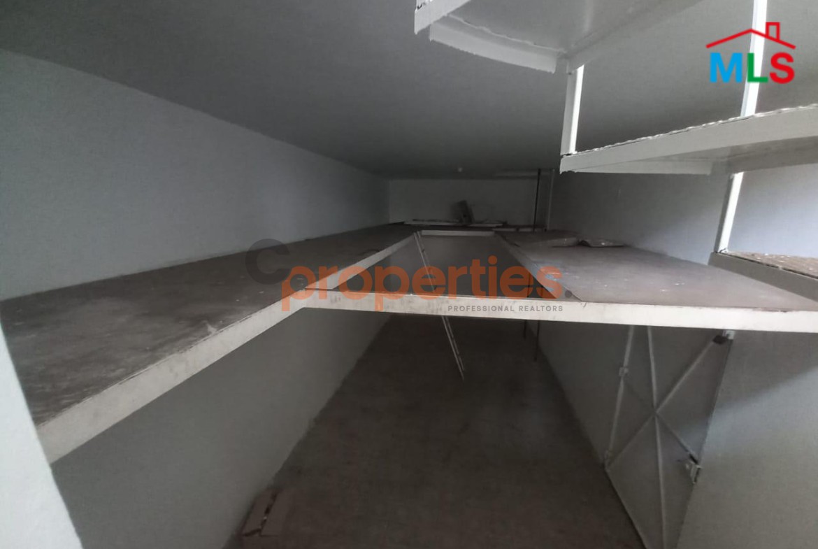 Showroom for Rent in Cornet Chehwan – CPMF41