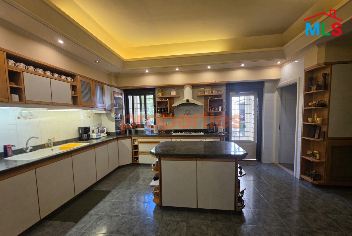 Apartment with Terrace in Baabdat for Sale شقة مع تراس للبيع في بعبدات CPSK22