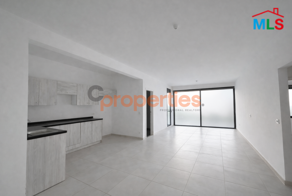 Apartment for Sale in Blat with terrace – CPJTA05