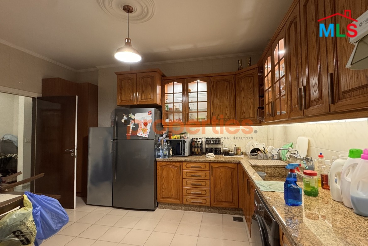 Apartment For Sale In Awkar – CPTA75