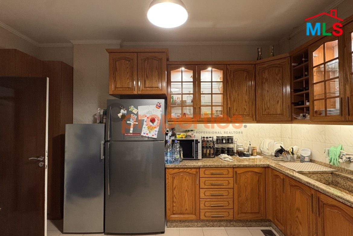 Apartment For Sale In Awkar – CPTA75