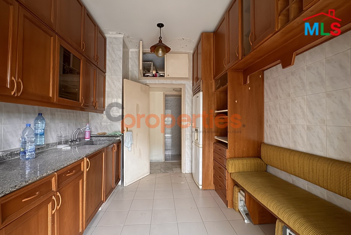 Apartment For Sale In Awkar – CPTA74