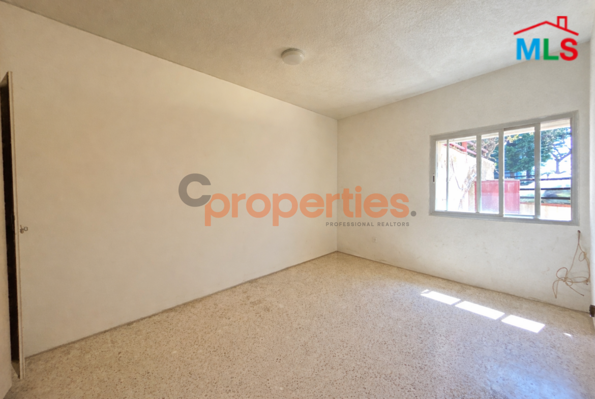 Apartment for Sale in Blat with garden – CPJTA04