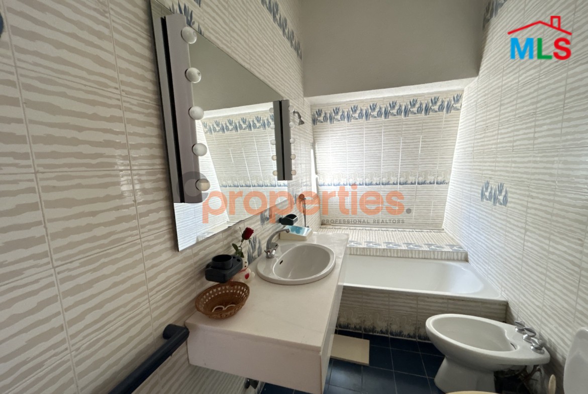 Duplex for Sale in Blat with Garden – CPJTA03