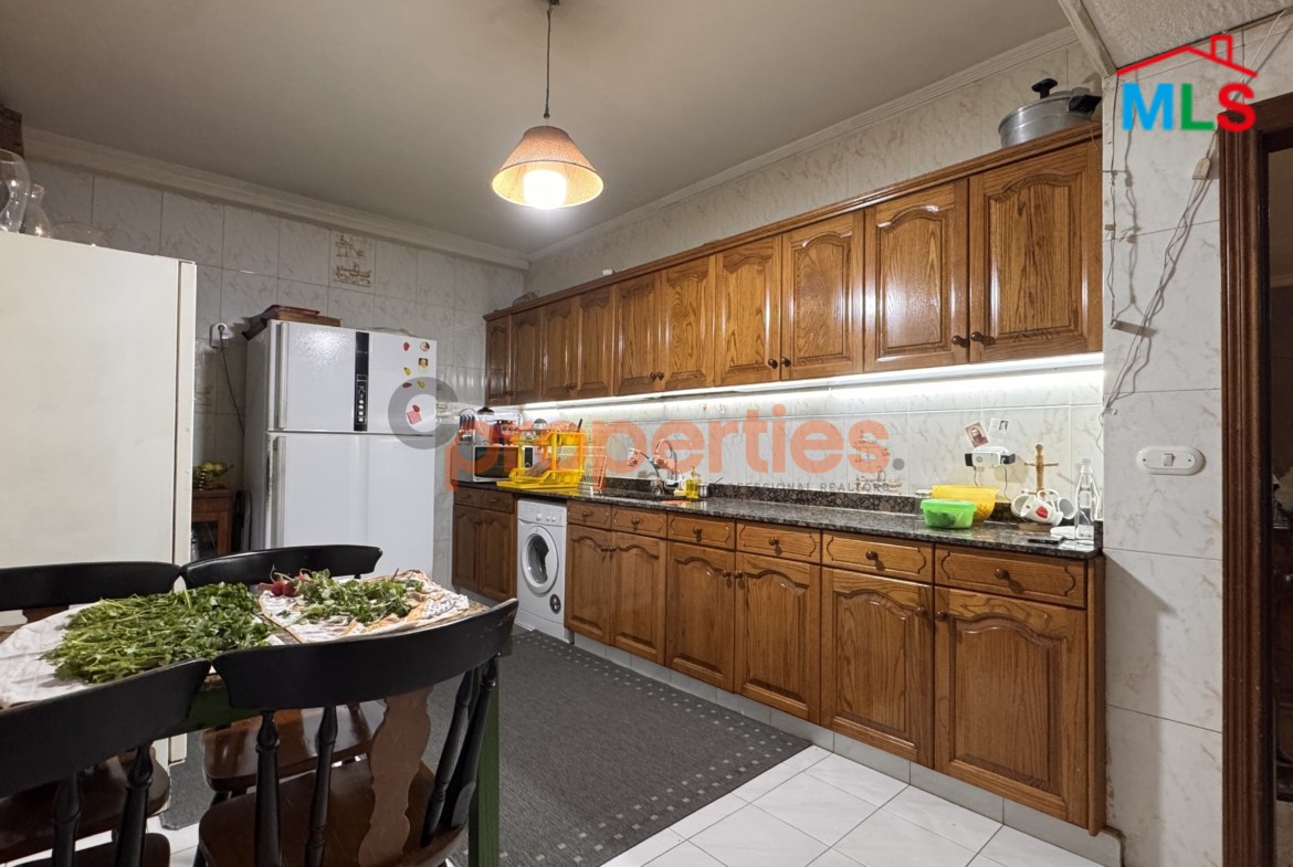 Duplex For Sale In Beit El Chaar With Terrace And A Dental Clinic – CPTA80