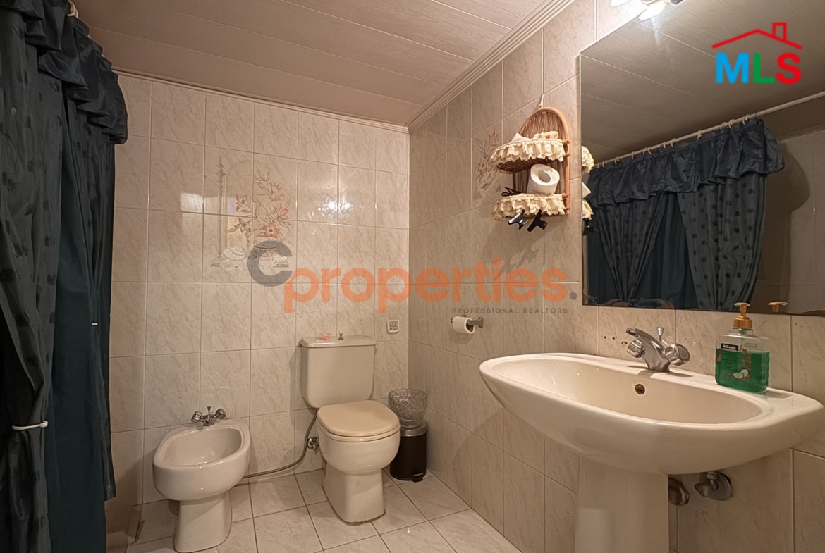 Duplex For Sale In Beit El Chaar With Terrace And A Dental Clinic – CPTA80