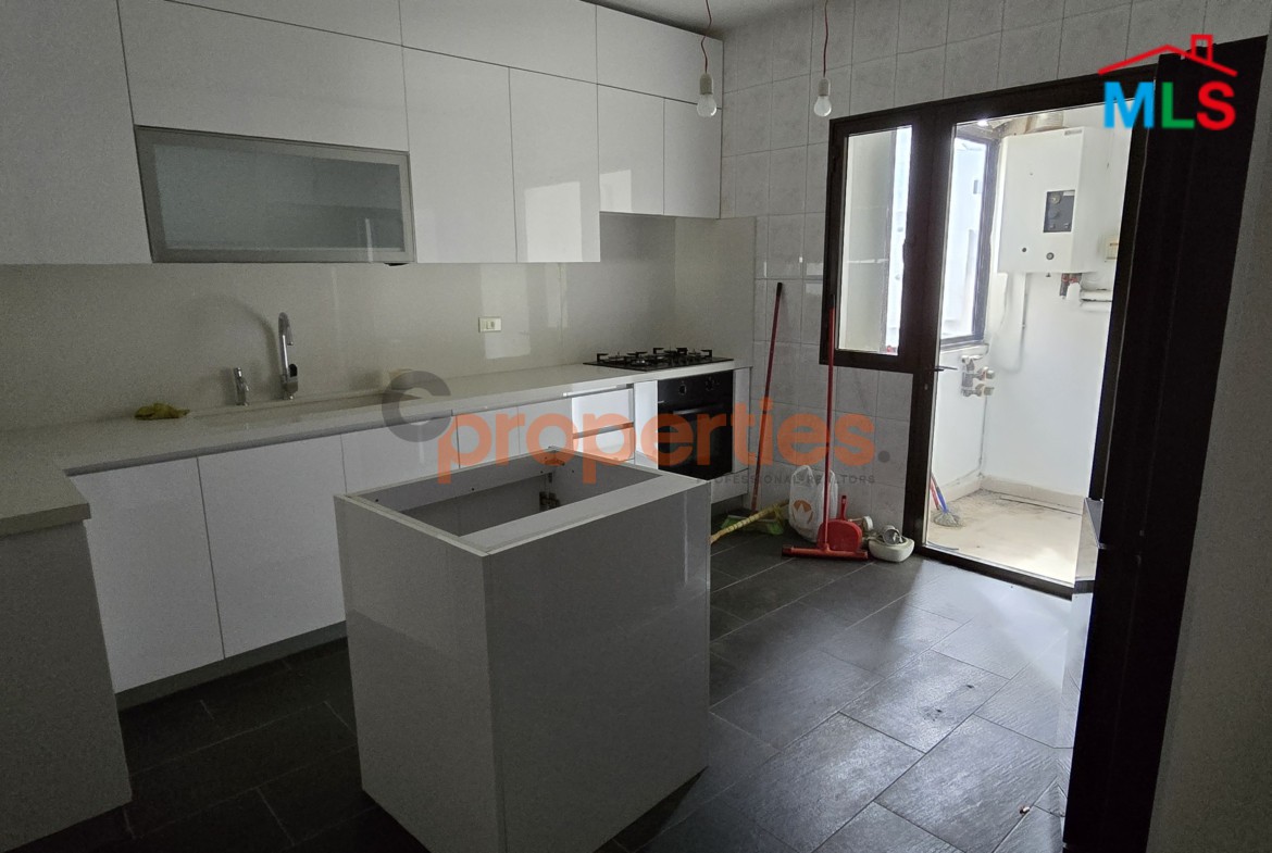 Apartment for sale in Zouk Mikael – CPKTC18