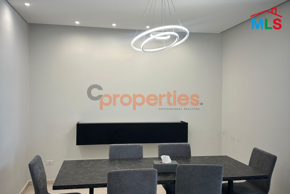 Apartment For Sale In Achrafieh – CPBWW108