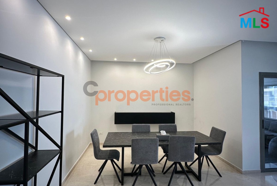 Apartment For Sale In Achrafieh – CPBWW108