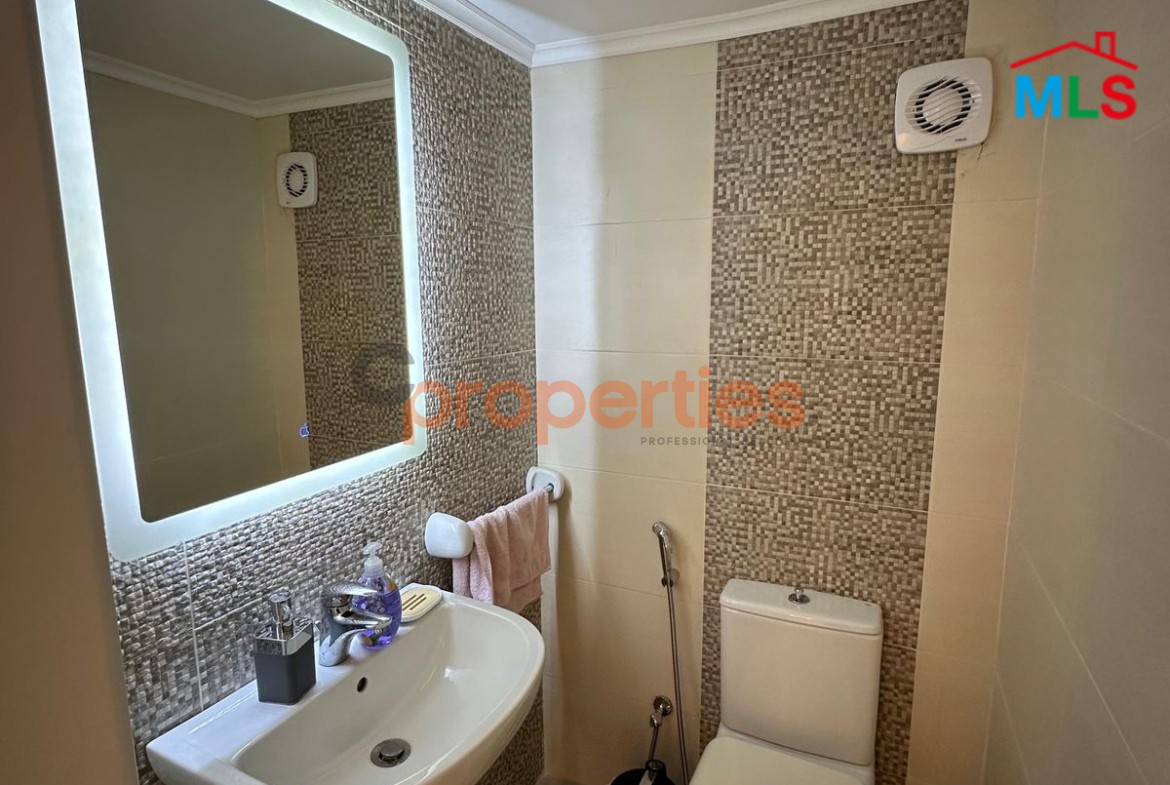 Apartment For Sale In Achrafieh – CPBWW108