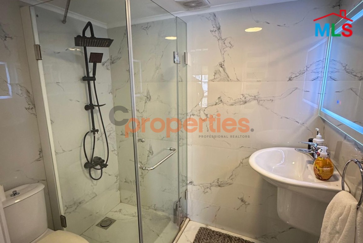 Apartment For Sale In Achrafieh – CPBWW108