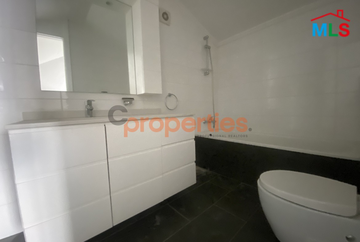 Spacious 500 SQM Duplex in Yarze for sale – CPFY194