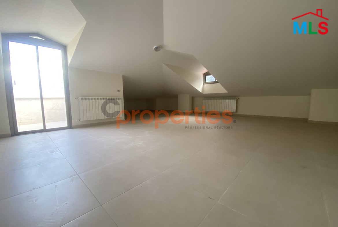 Spacious 500 SQM Duplex in Yarze for sale – CPFY194