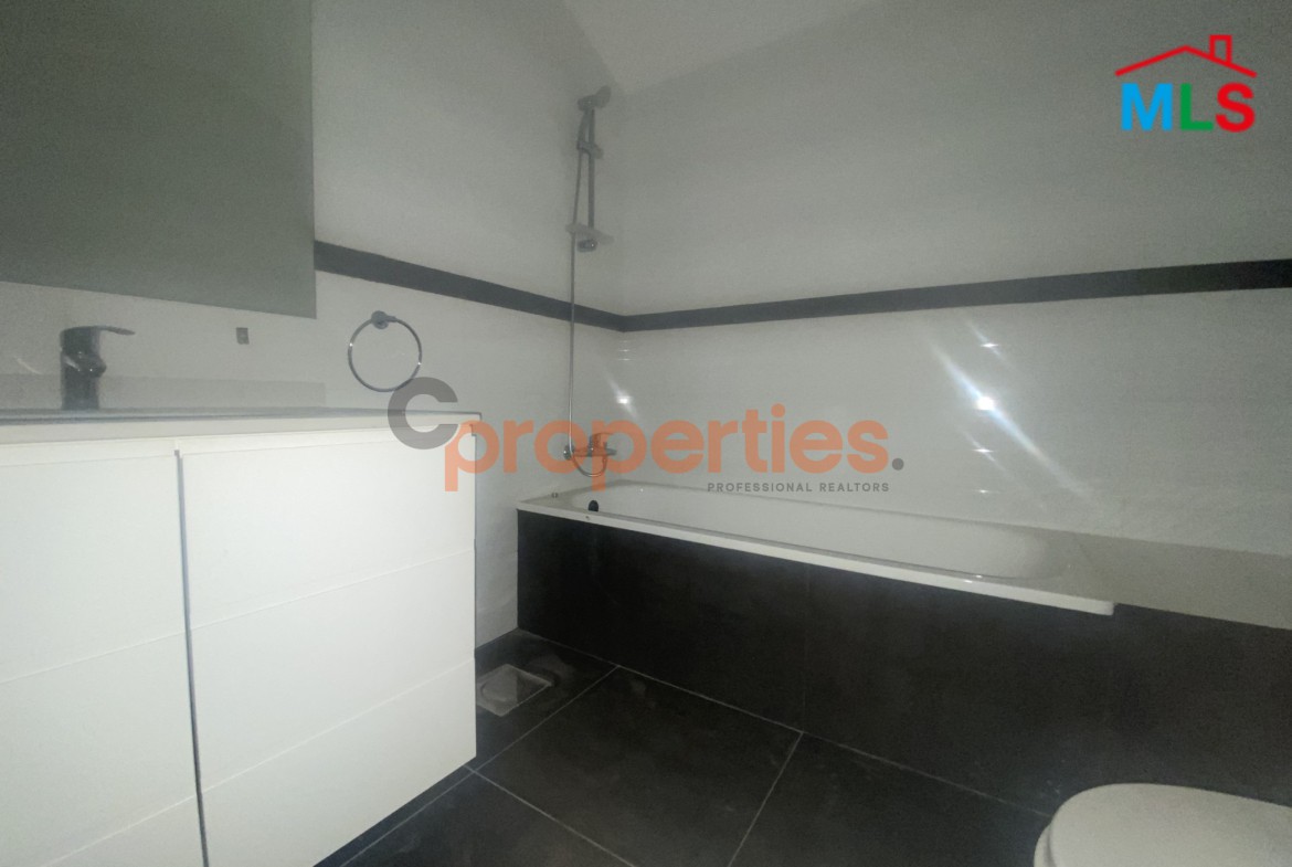 Spacious 500 SQM Duplex in Yarze for sale – CPFY194