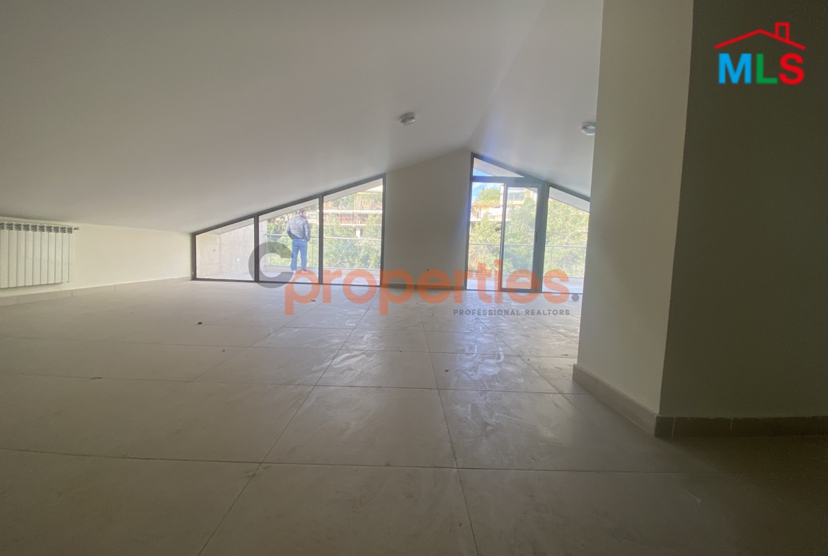 Spacious 500 SQM Duplex in Yarze for sale – CPFY194
