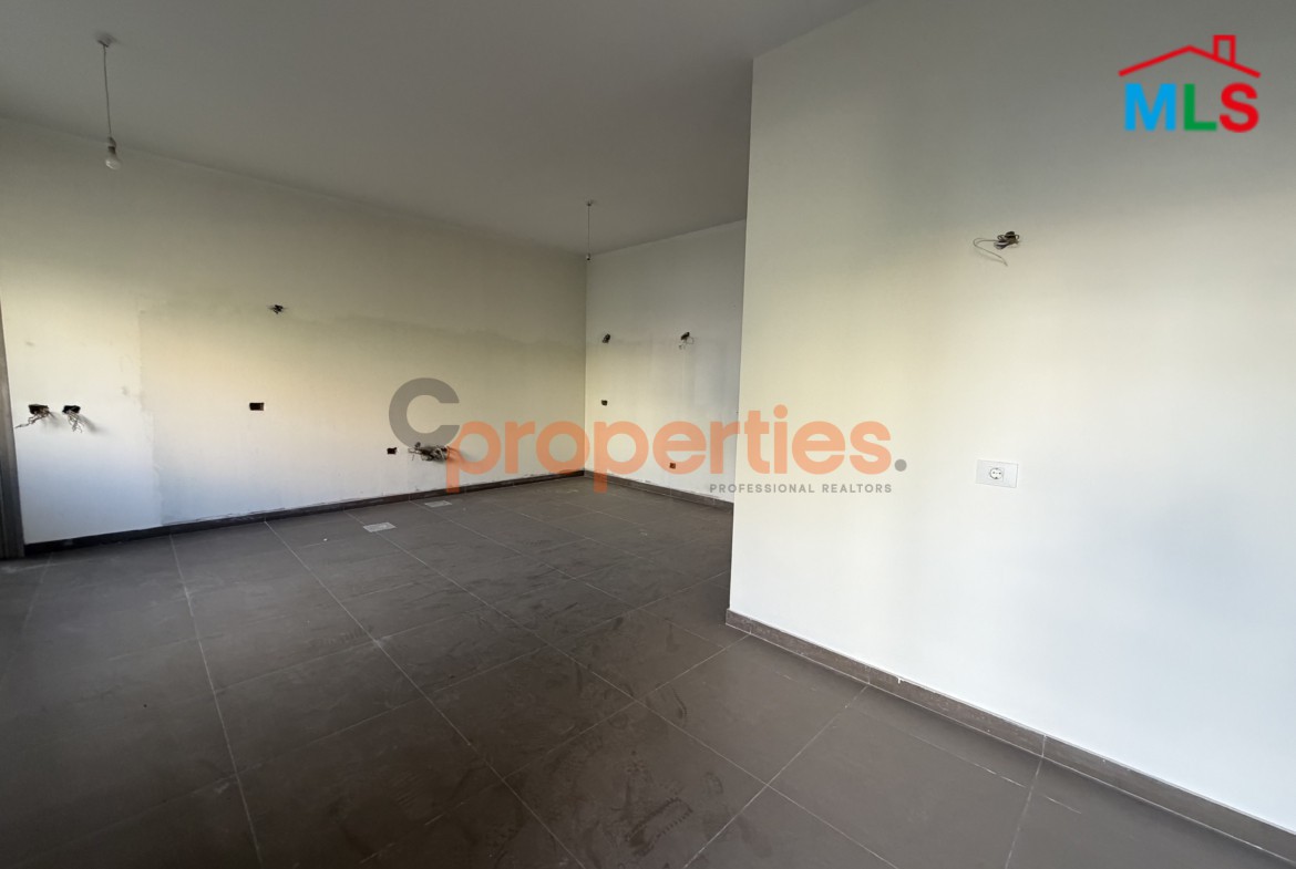 Spacious 500 SQM Duplex in Yarze for sale – CPFY194