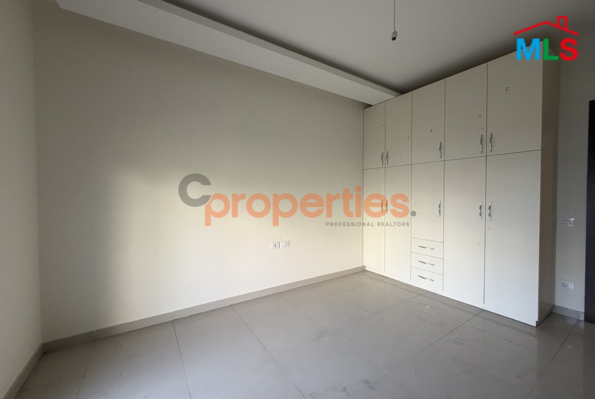 Spacious 500 SQM Duplex in Yarze for sale – CPFY194