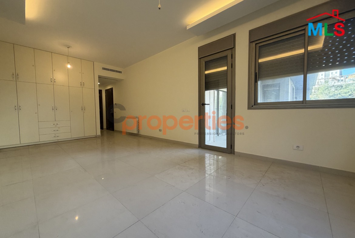 Spacious 500 SQM Duplex in Yarze for sale – CPFY194