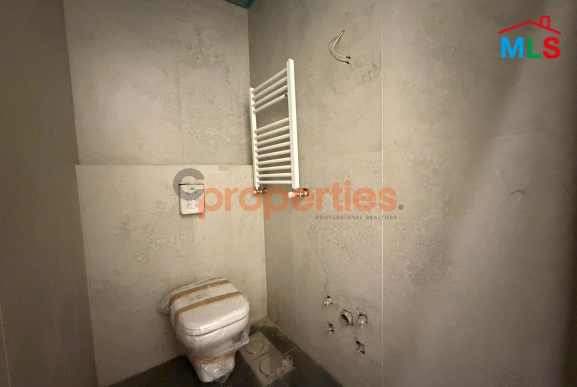 Rooftop simplex for sale in Hazmieh – Prime Location CPMK197