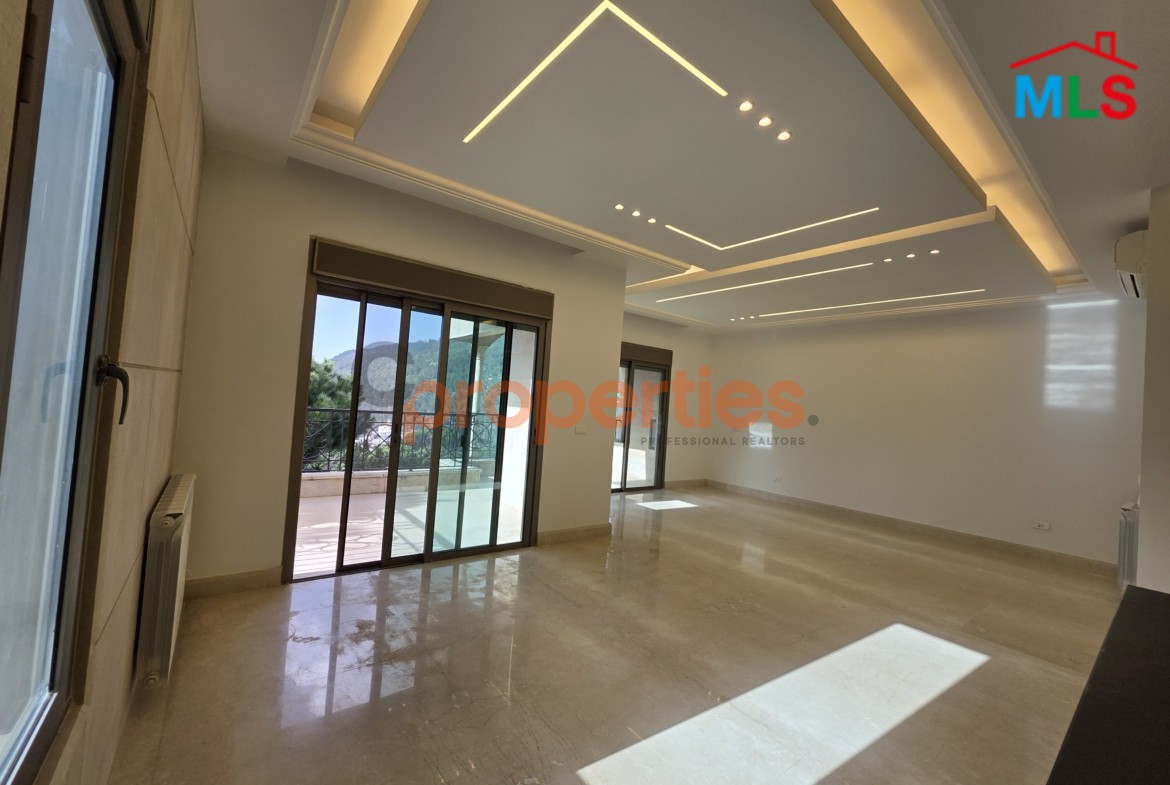 280 sqm Duplex with Terrace in Baabdat For Sale – CPSK12