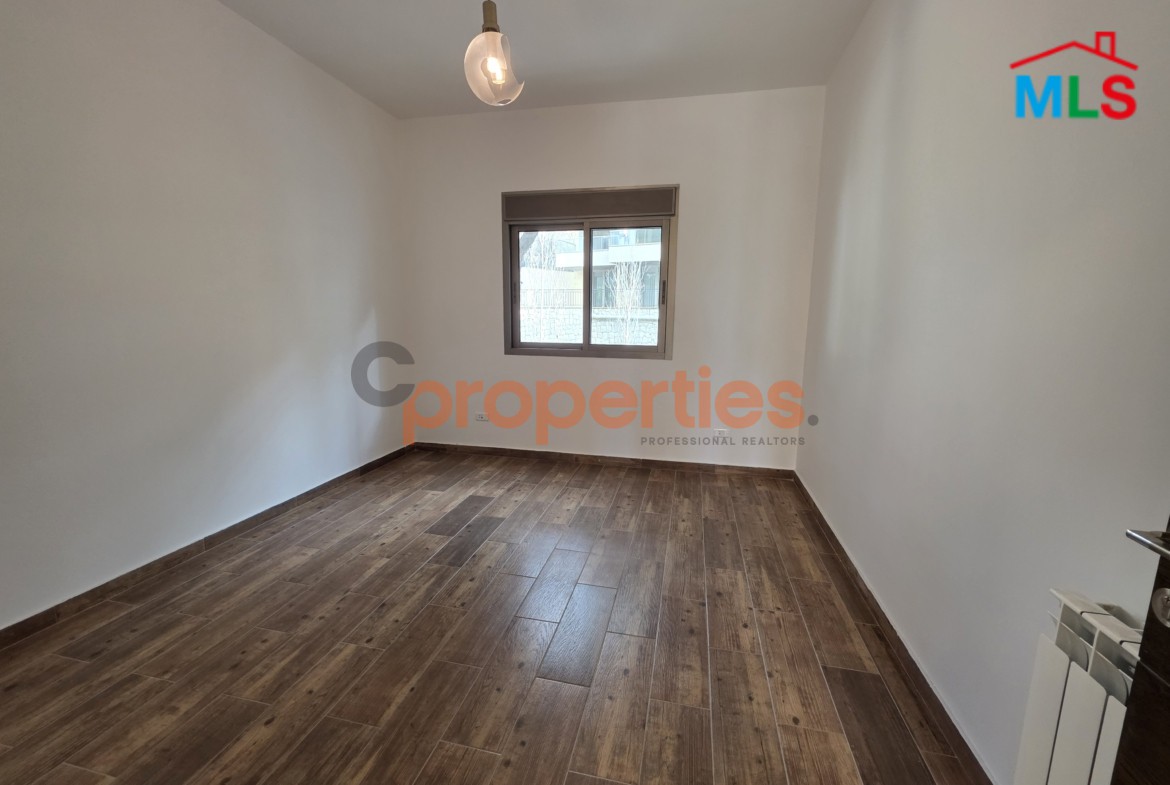 280 sqm Duplex with Terrace in Baabdat For Sale – CPSK12