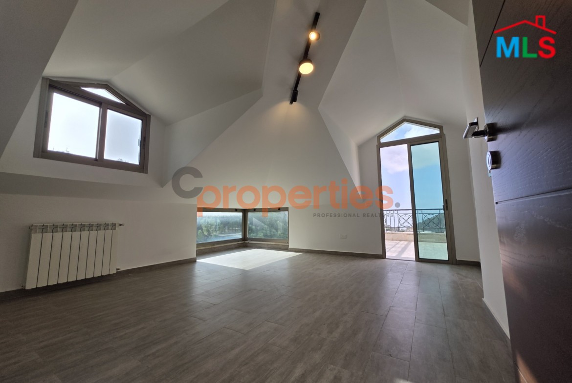 280 sqm Duplex with Terrace in Baabdat For Sale – CPSK12