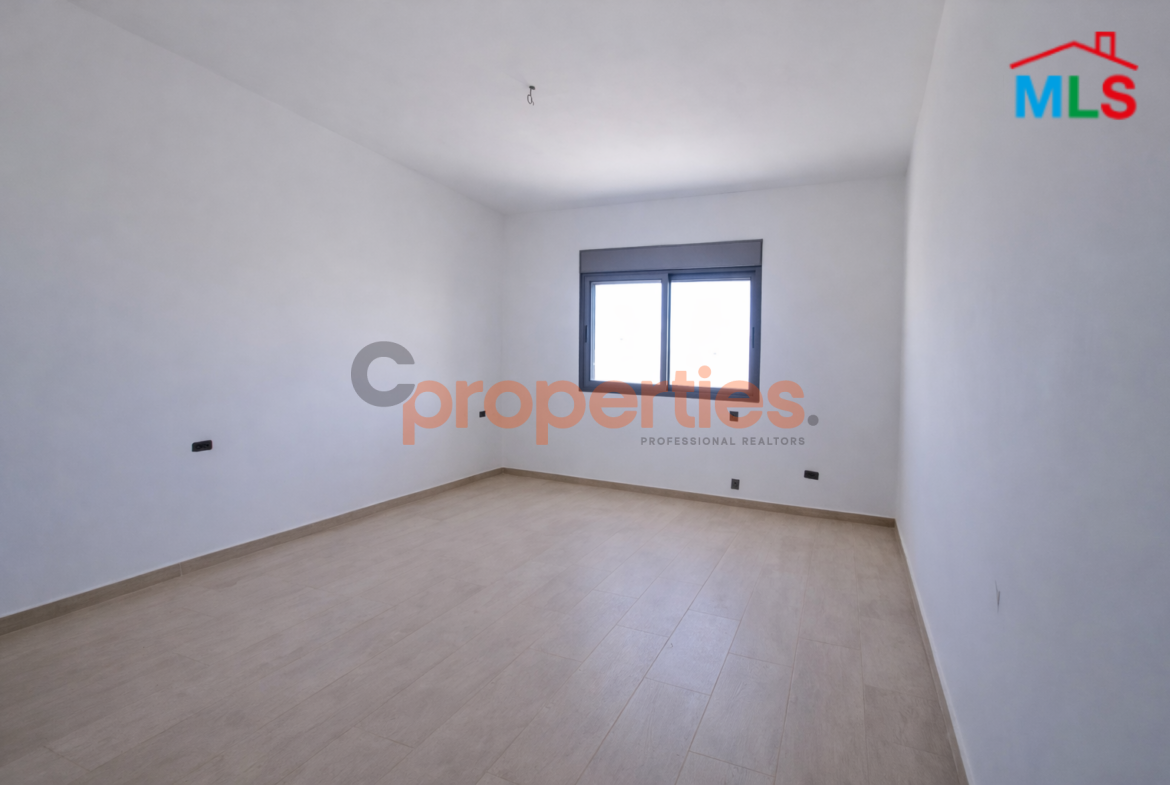 Apartment for sale in Halat-cpjhm28