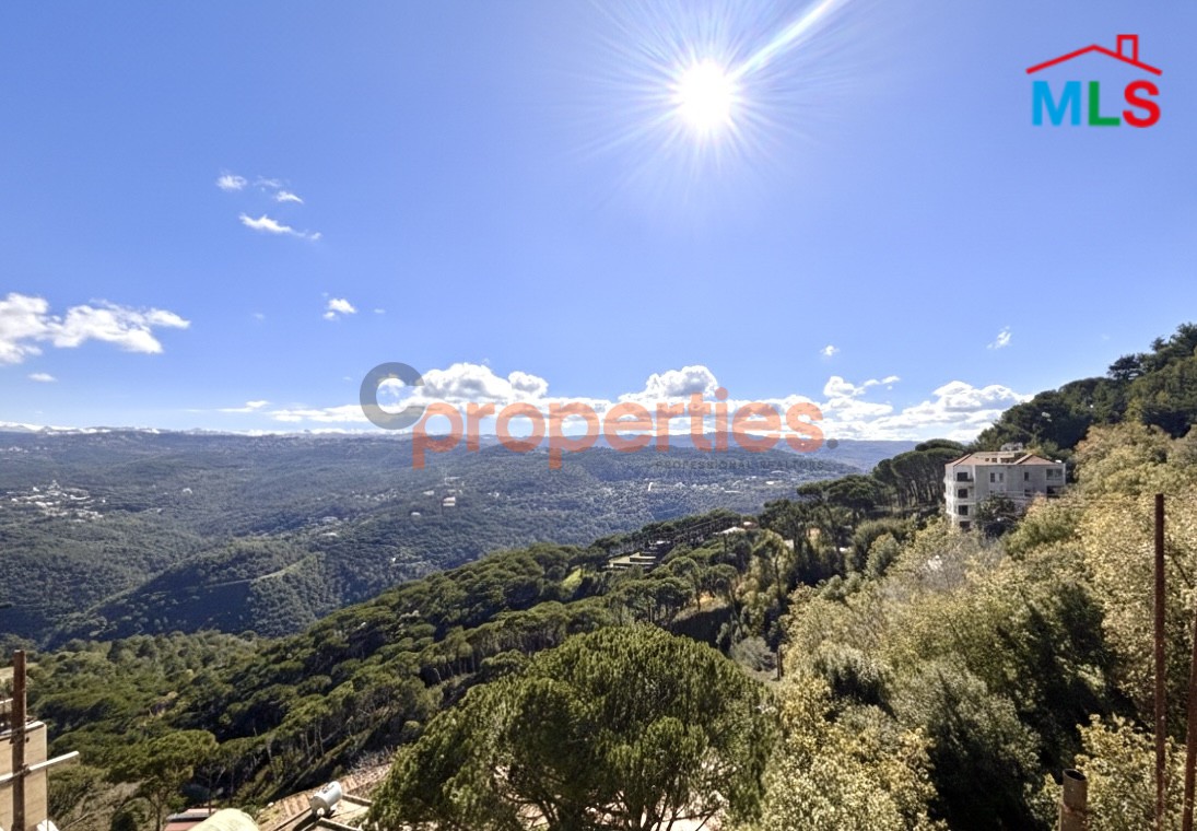 Apartment for sale in Broummana – Roof – CPSK68