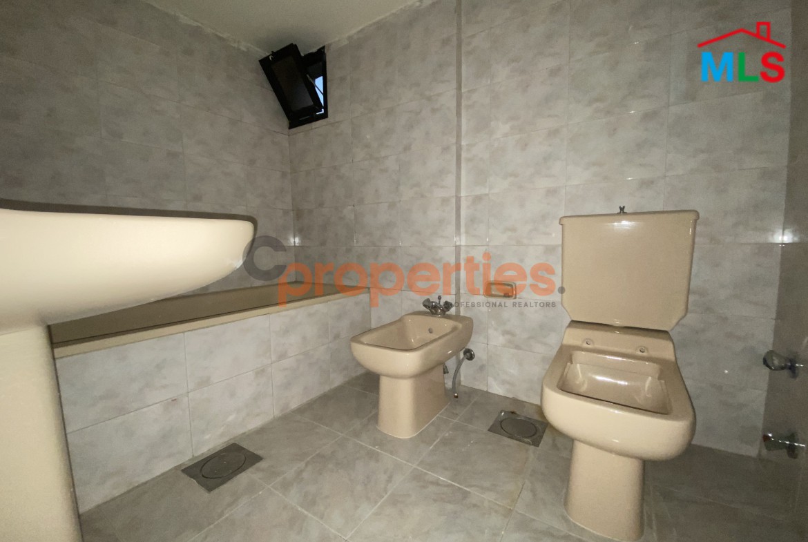 Spacious Apartment For Sale in Biakout – CPFY137