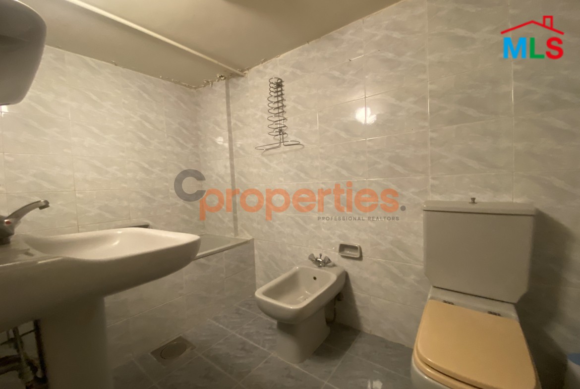 Spacious Apartment For Sale in Biakout – CPFY137