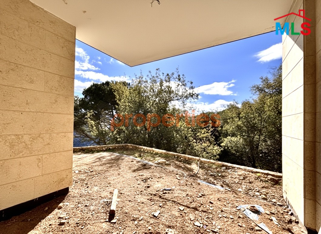 Apartment for sale in Broummana – with terrace – CPSK64