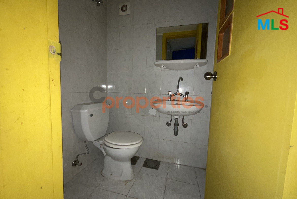 Office for sale in Dekwaneh – CPCC175
