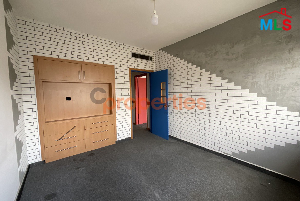 Office for sale in Dekwaneh – CPCC175